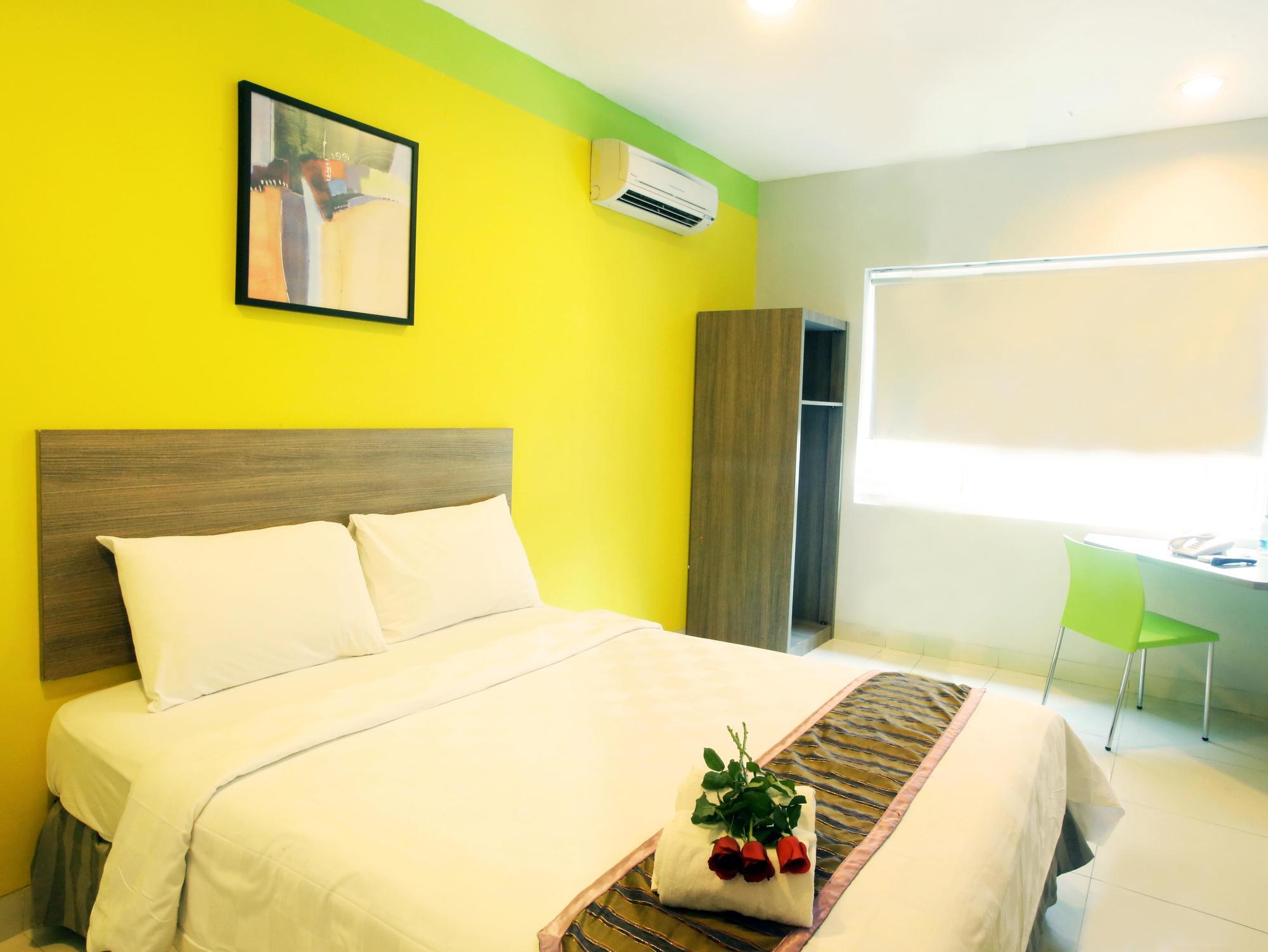 My Hotel จาการ์ตา ภายนอก รูปภาพ